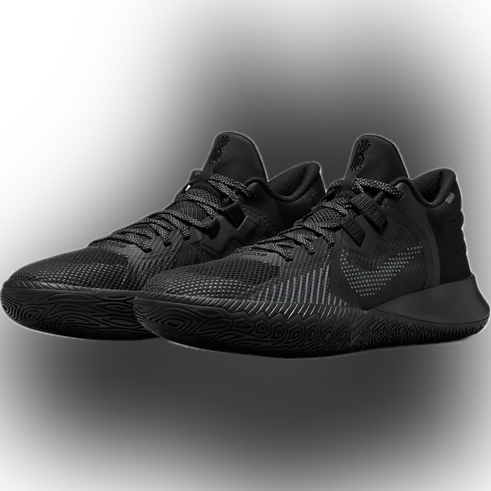 NIKE KYRIE FLYTRAP 5. Men's Size 12. Basketball Shoes. Black Black Cool Grey.